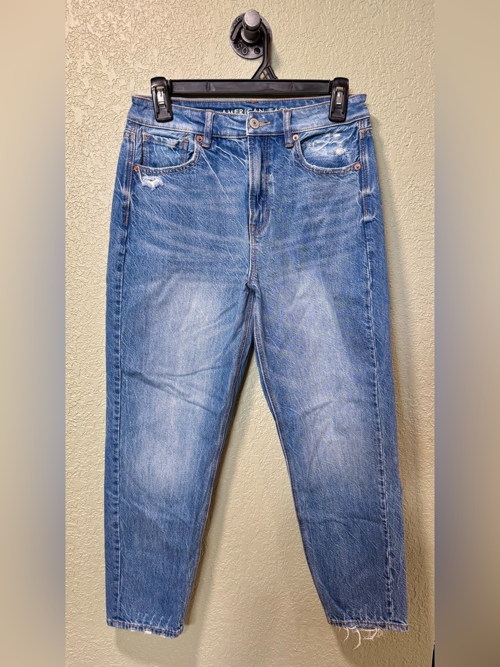 American Eagle Outfitters “Mom Jeans” Light Wash Slim Straight Jeans 4
